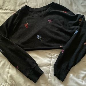 UO Cropped Sweater
